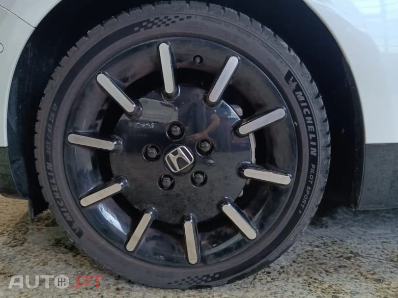 Honda e Advance (17")