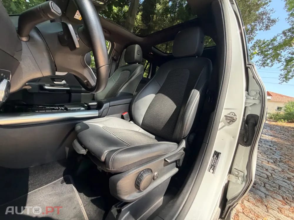 Mercedes-Benz GLA 250 e 8G-DCT Special Edition