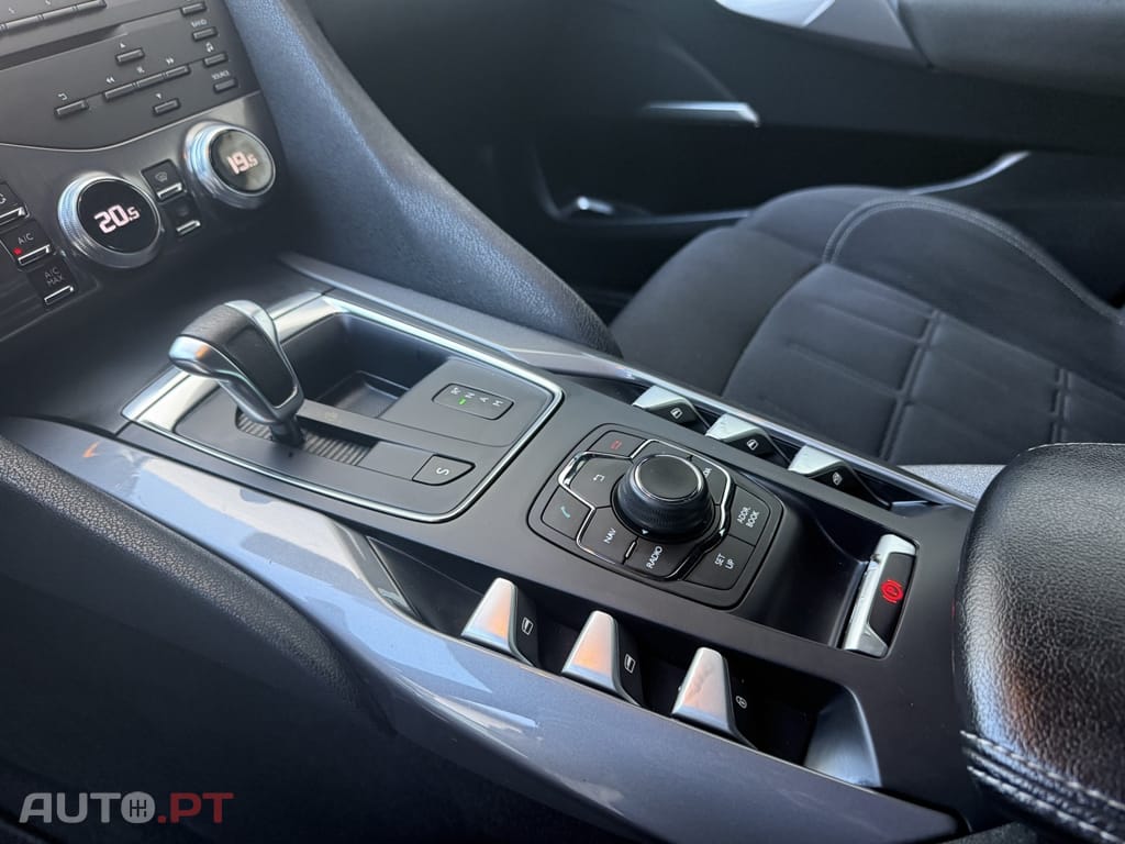 Citroen DS5 1.6 e-HDi Air. So Chic CMP6 112g