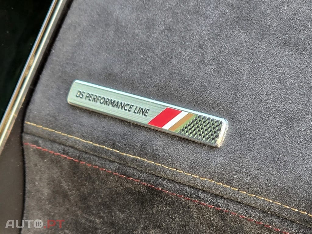 DS DS7 Crossback E-Tense Performance Line+ EAT8