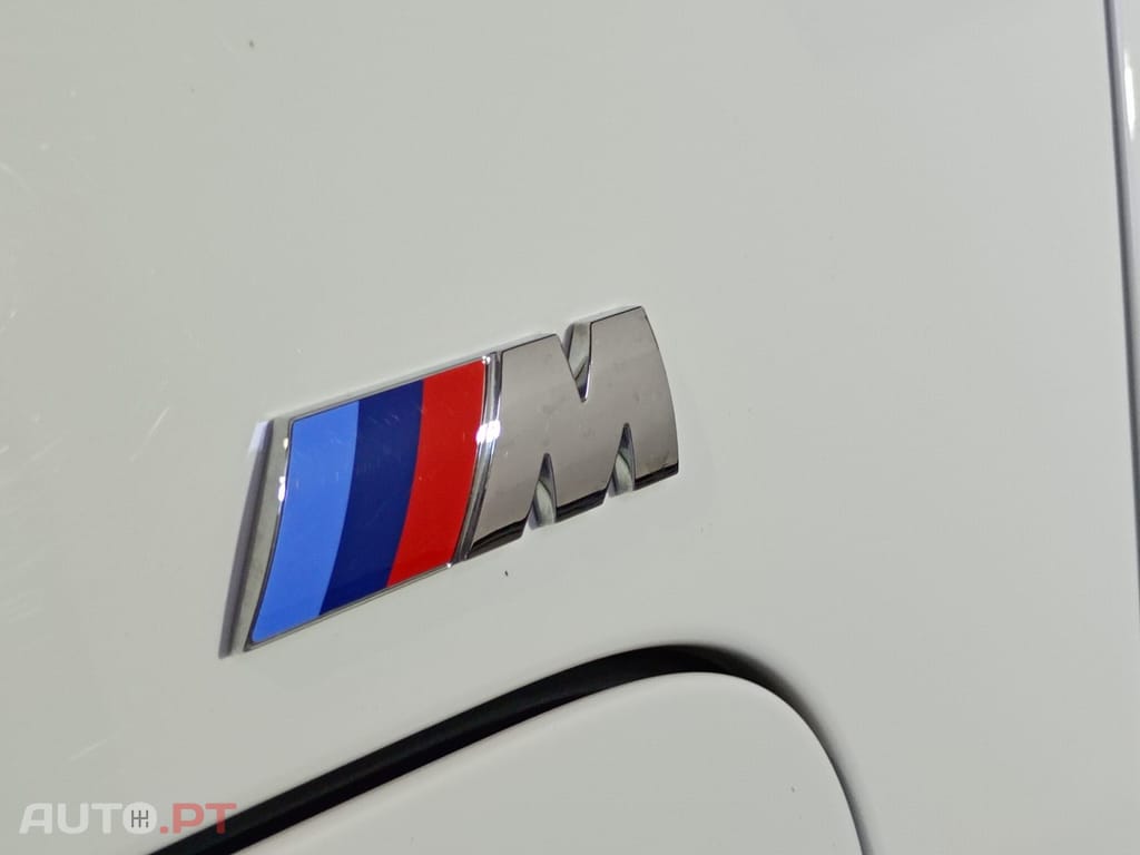 BMW 320 Touring Pack M