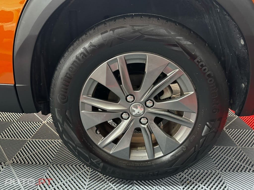 Peugeot 2008 1.2 PureTech Allure