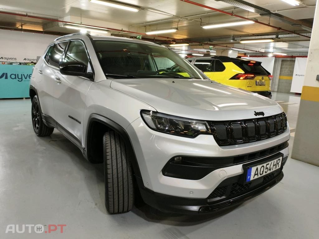 Jeep Compass 1.6 MultiJet Night Eagle