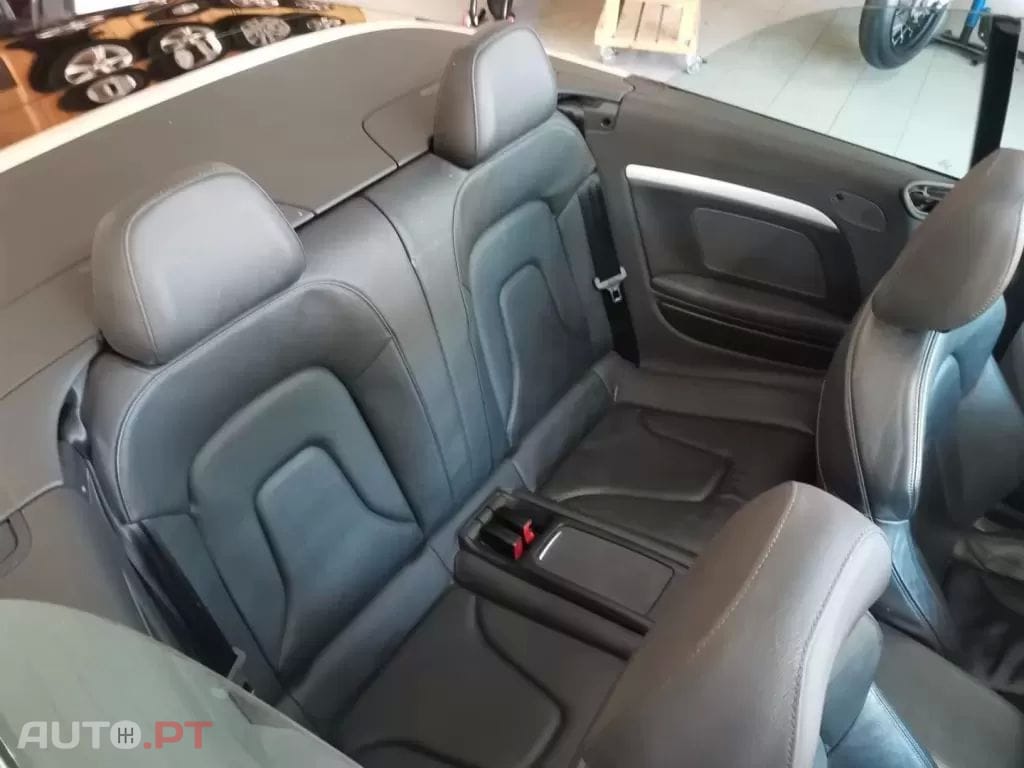 Audi Cabriolet 2.0 TDi S-line