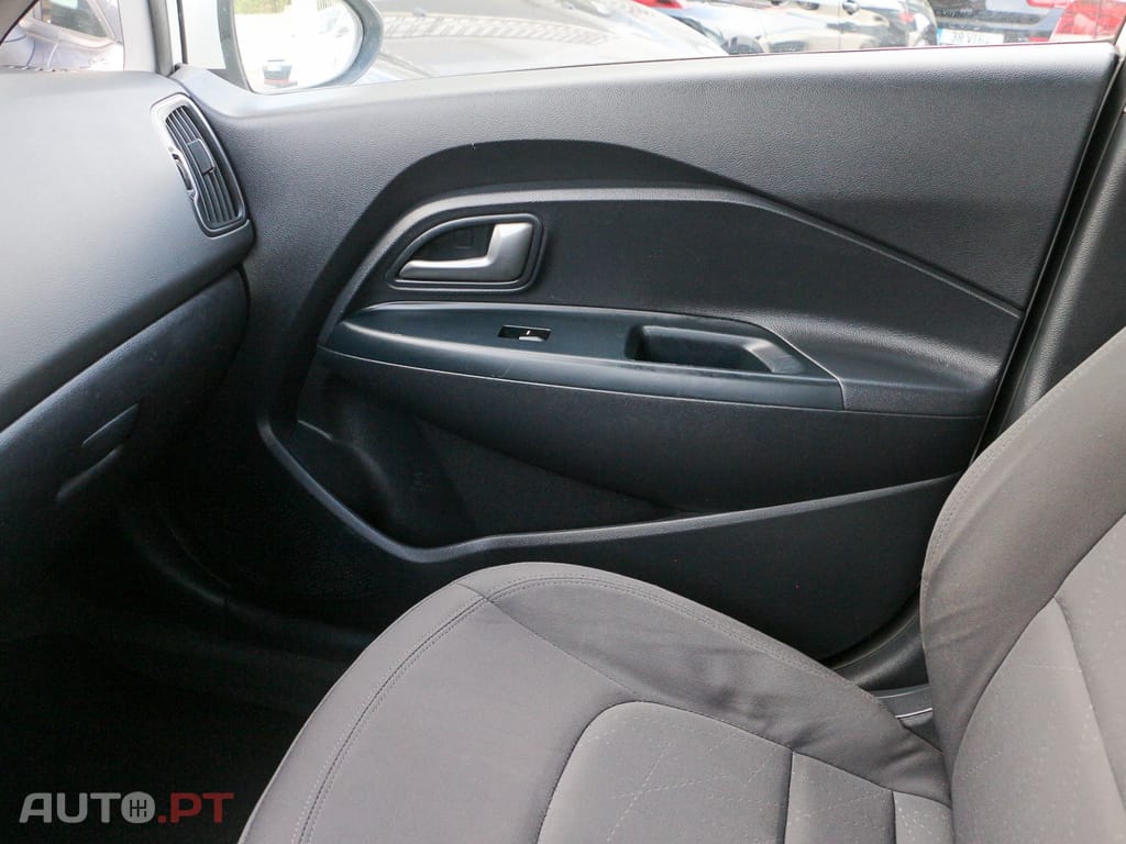 Kia Rio 1.2 CVVT LX