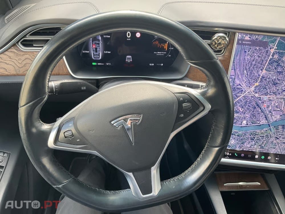 Tesla Model X 100D