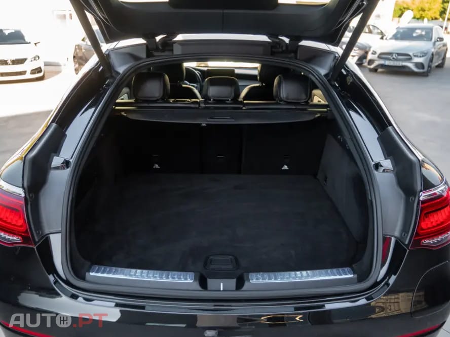 Mercedes-Benz GLC 300 e Coupé 4Matic
