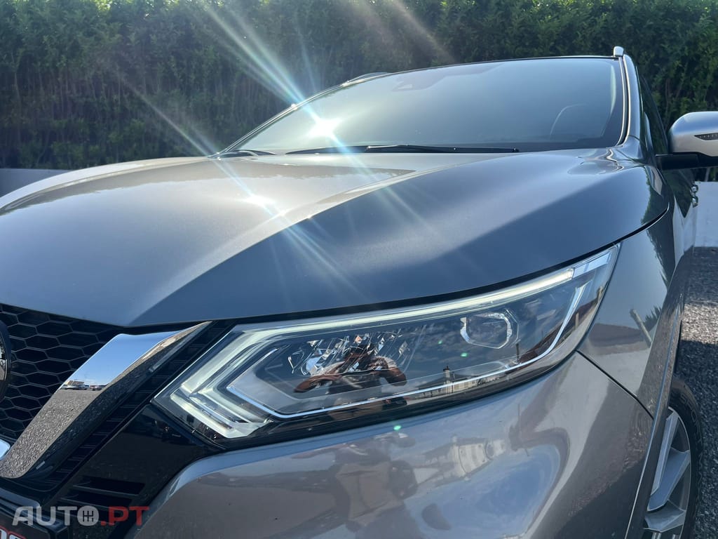 Nissan Qashqai 1.3 DIG-T Tekna Bose