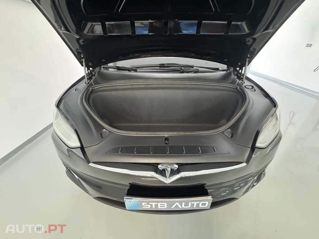 Tesla Model X 100 kWh Long Range AWD