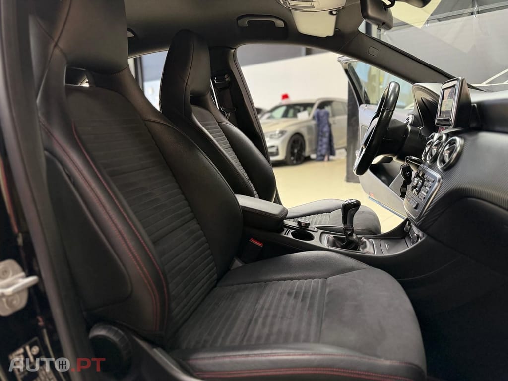 Mercedes-Benz A 180 Dynamic Edition