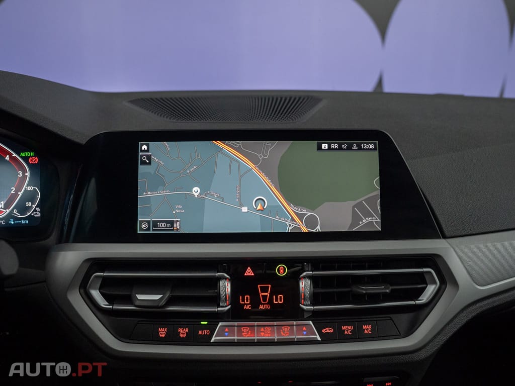 BMW 330 e Auto