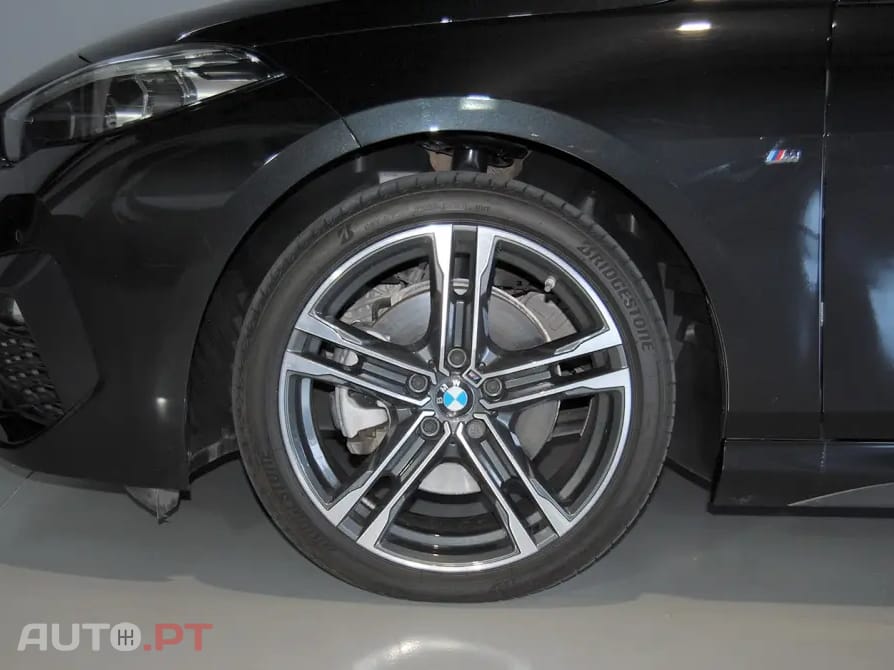 BMW 216 d Pack Desportivo M