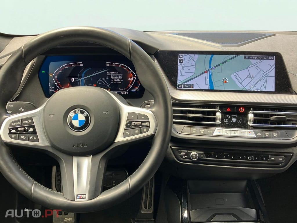 BMW 118 i Pack Desportivo M Auto