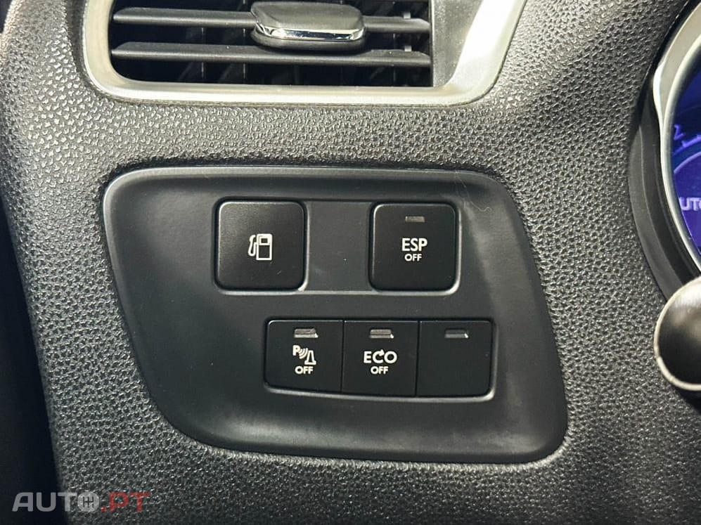 Citroen DS4 1.6 BlueHDi So Chic EAT6 J18