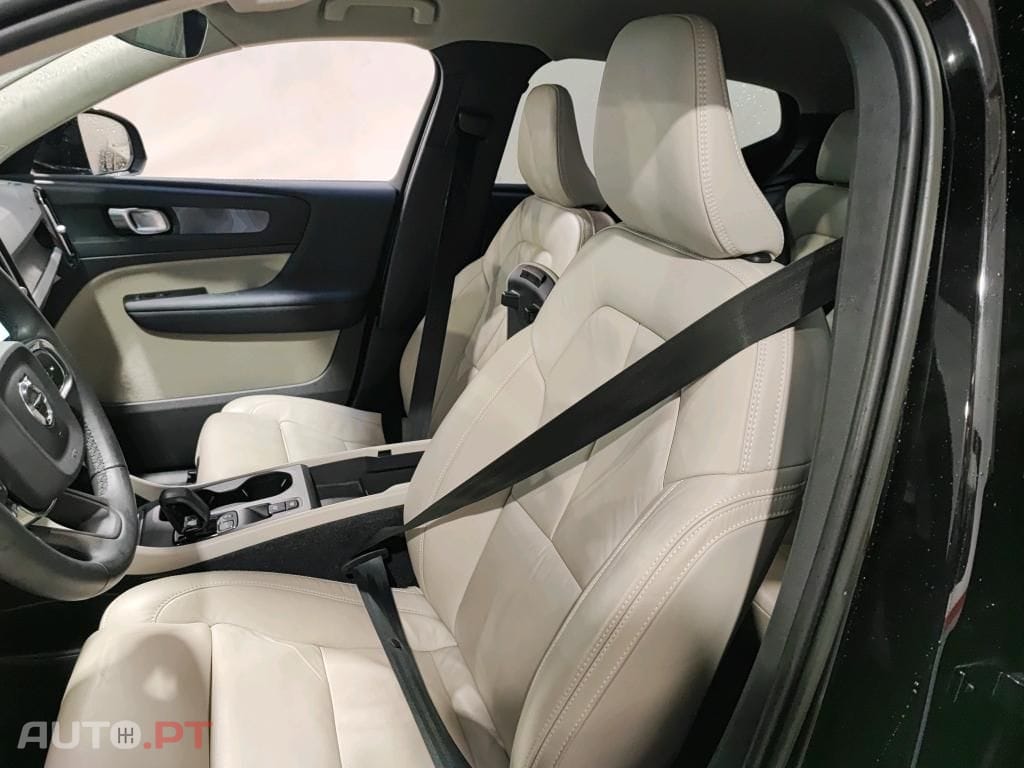 Volvo XC40 1.5 T4 PHEV Core