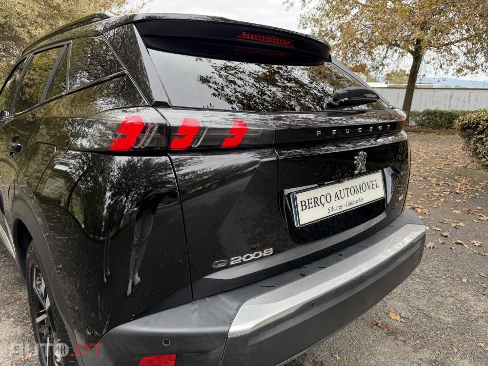 Peugeot E-2008 50 kWh GT