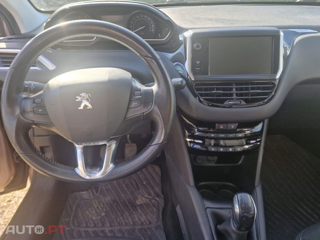 Peugeot 208 1.2 VTi Allure