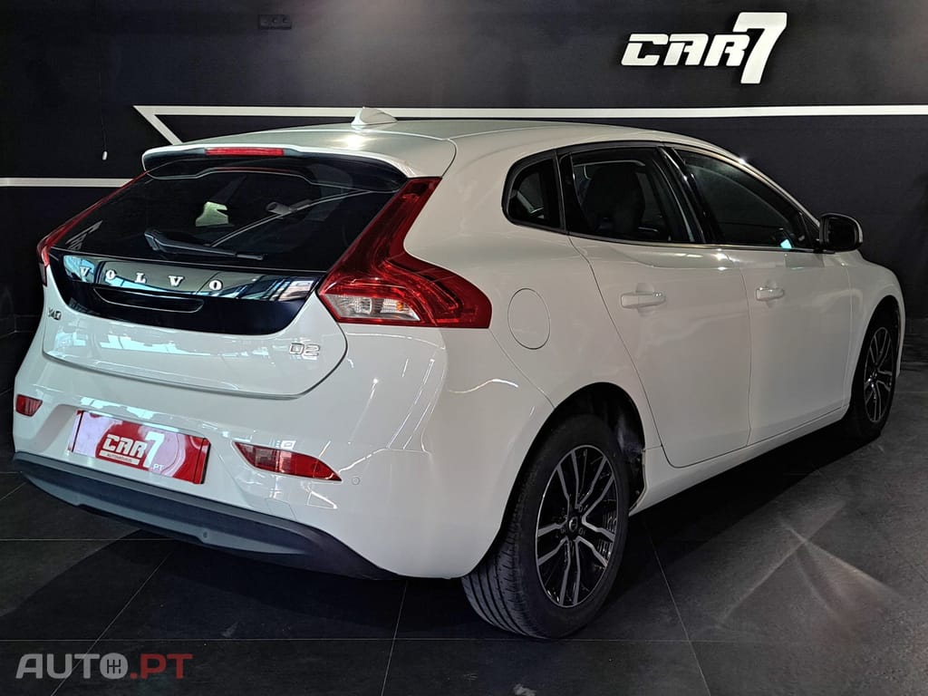 Volvo V40 2.0 D2 Momentum Eco