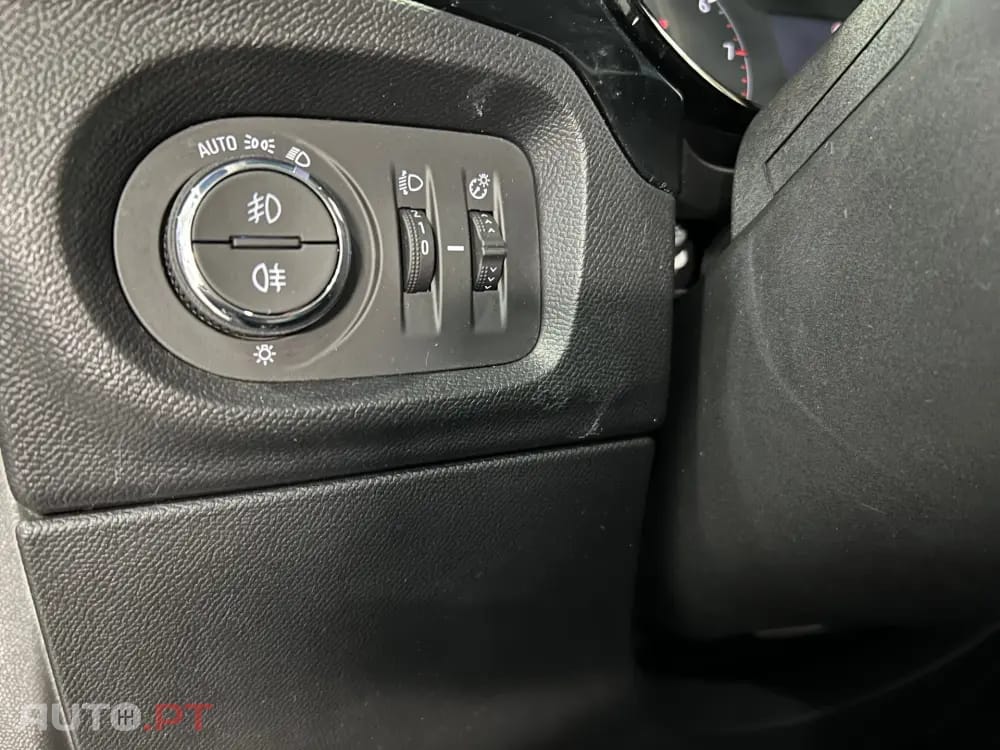 Opel Corsa 1.2 T Edition