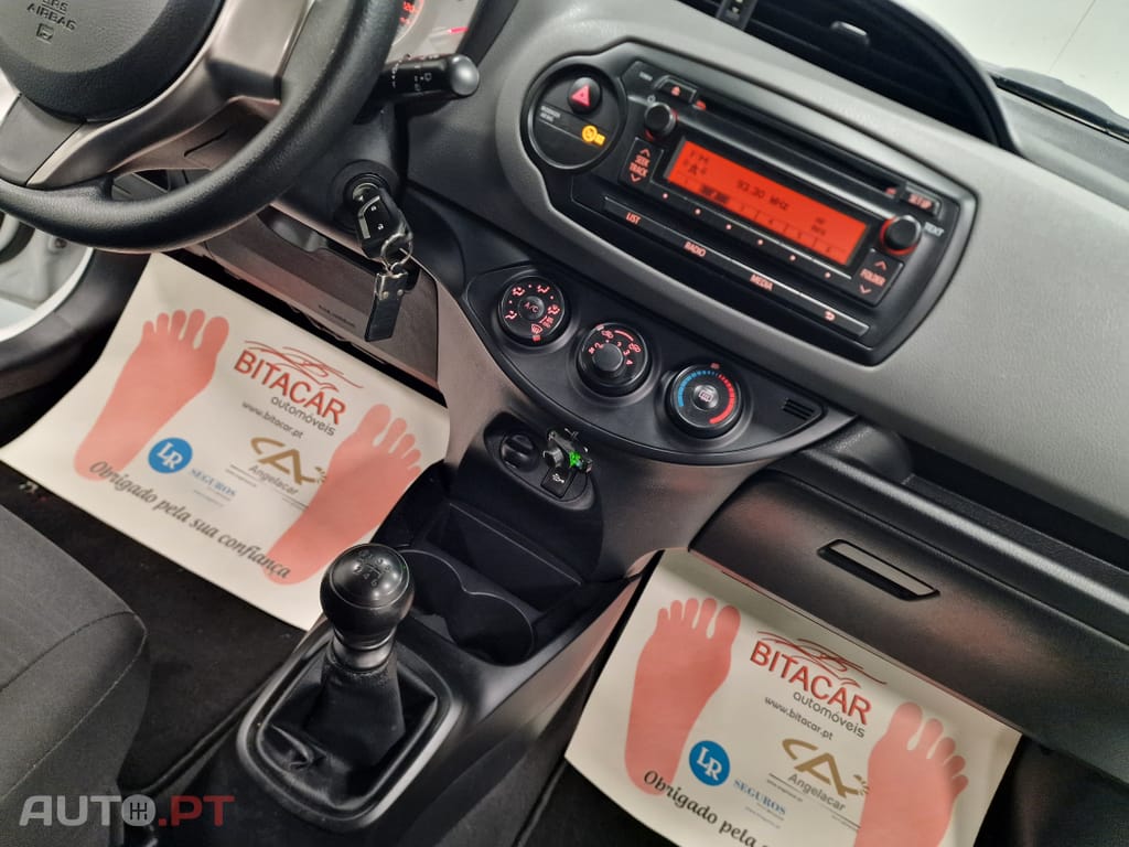 Toyota Yaris BIZZ 1.4 D-4D 90CV IVA DEDUTIVEL