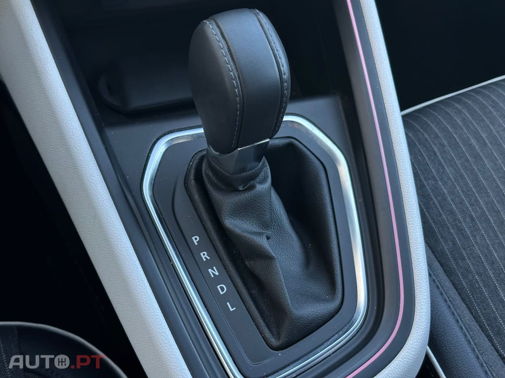 Renault Clio 1.0 TCe Intens CVT