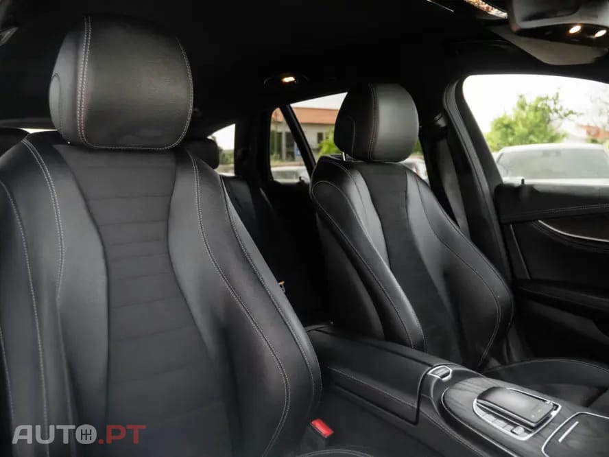 Mercedes-Benz E 300 de 4Matic 9G-TRONIC AMG Line