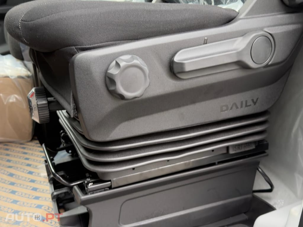 Iveco Daily 35 C 180  L 5  H 3