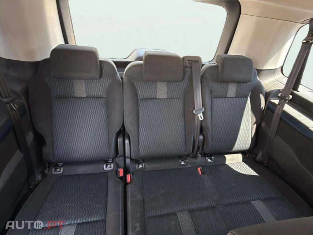 Peugeot Traveller 1.6 BlueHDi L2H1 Active Compact