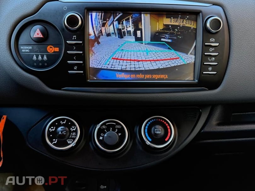 Toyota Yaris 1.0 VVT-i Comfort +PS Style +P.Techno