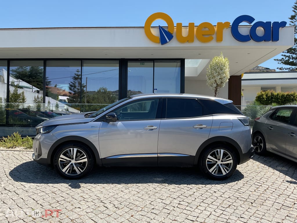 Peugeot 3008 1.6 Hybrid Allure e-EAT8