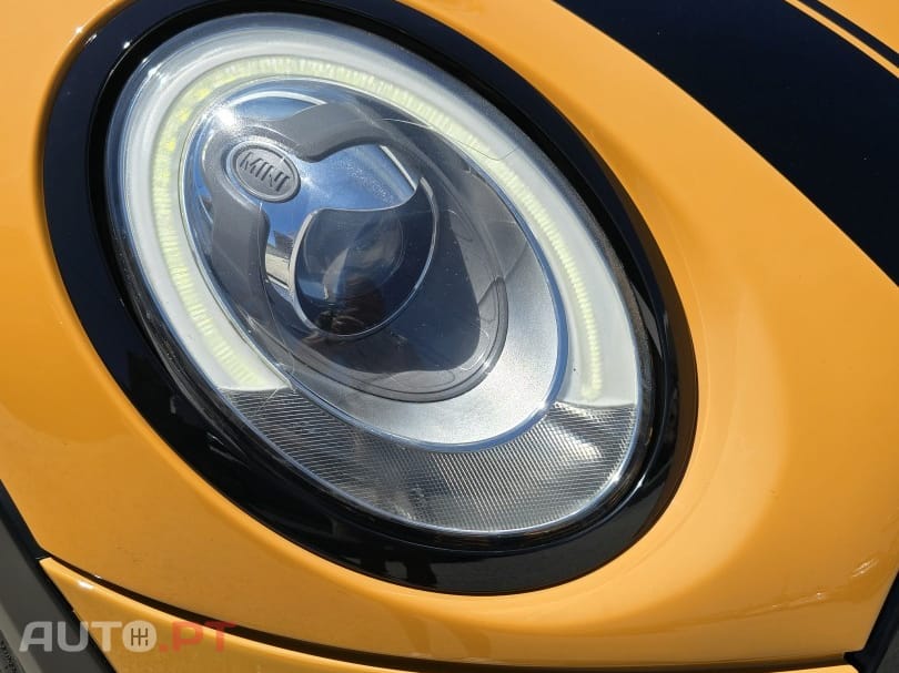 MINI Cooper Cooper D Auto