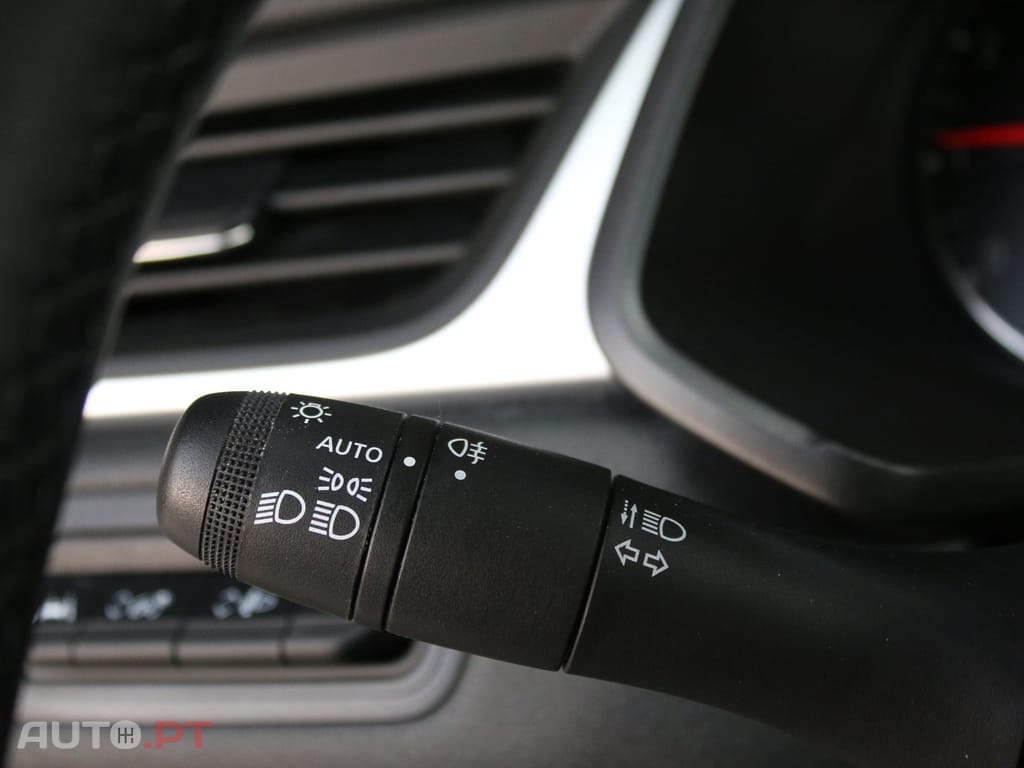 Renault Captur TCe 100 INTENS