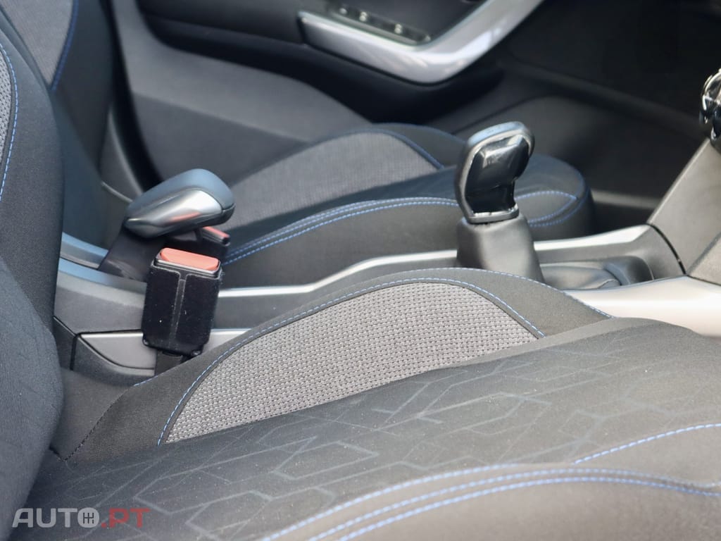 Peugeot 2008 1.2 PureTech Style