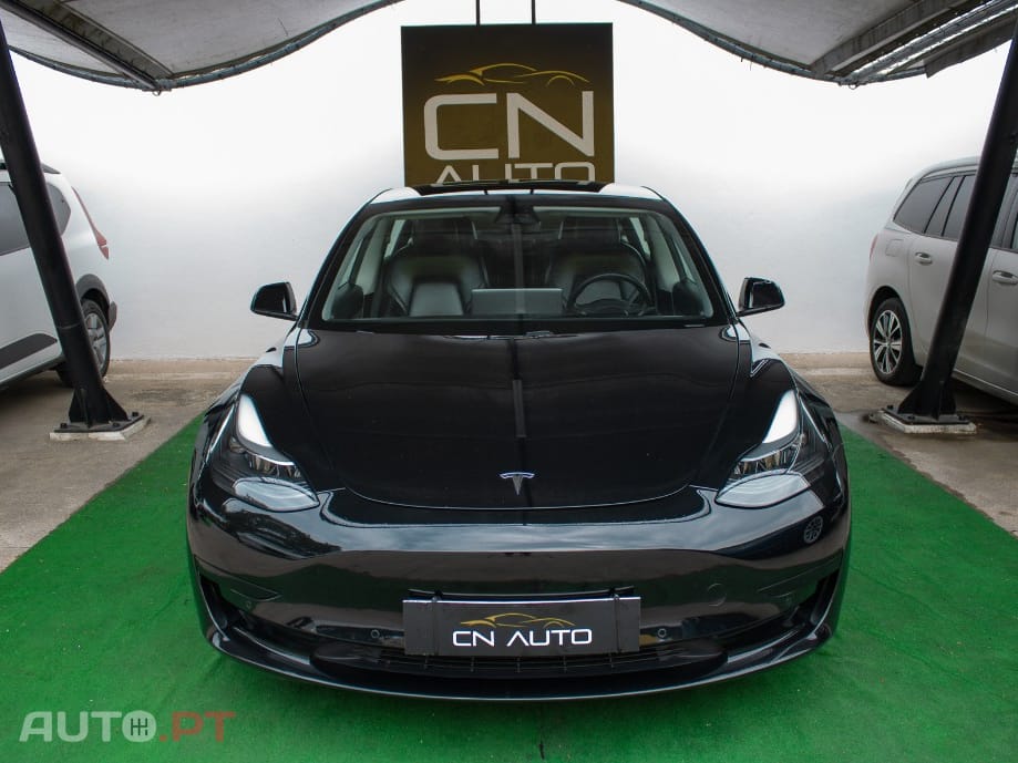 Tesla Model 3 Standard Range Plus RWD
