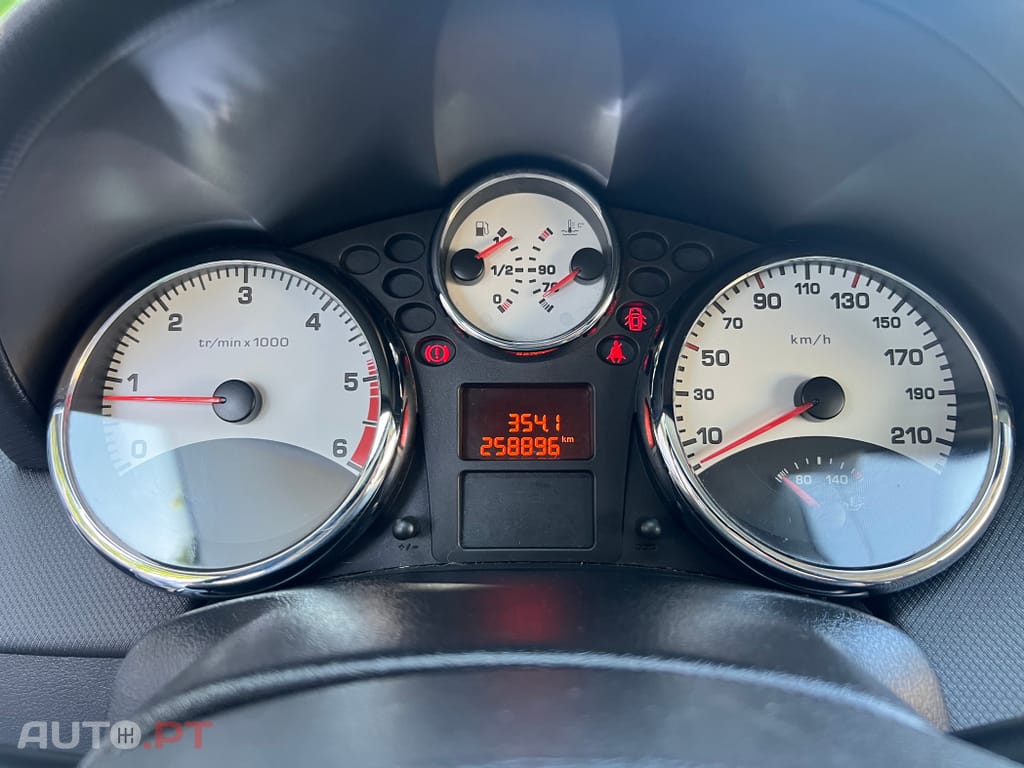 Peugeot 207 CC 1.6 HDi FAP Sport