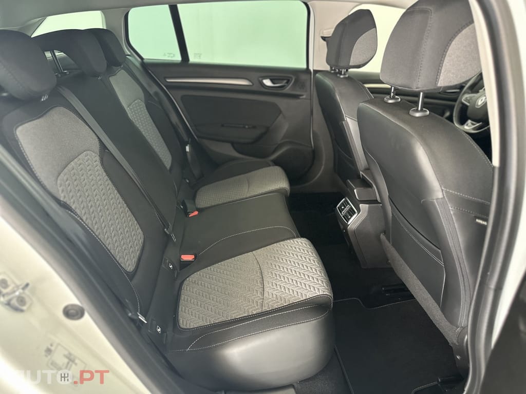 Renault Mégane Sport Tourer 1.5 Blue dCi Limited J17