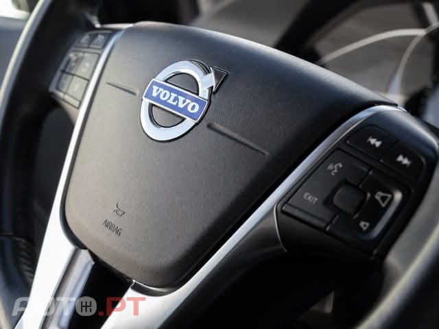 Volvo V60 2.0 D2 Kinetic automática