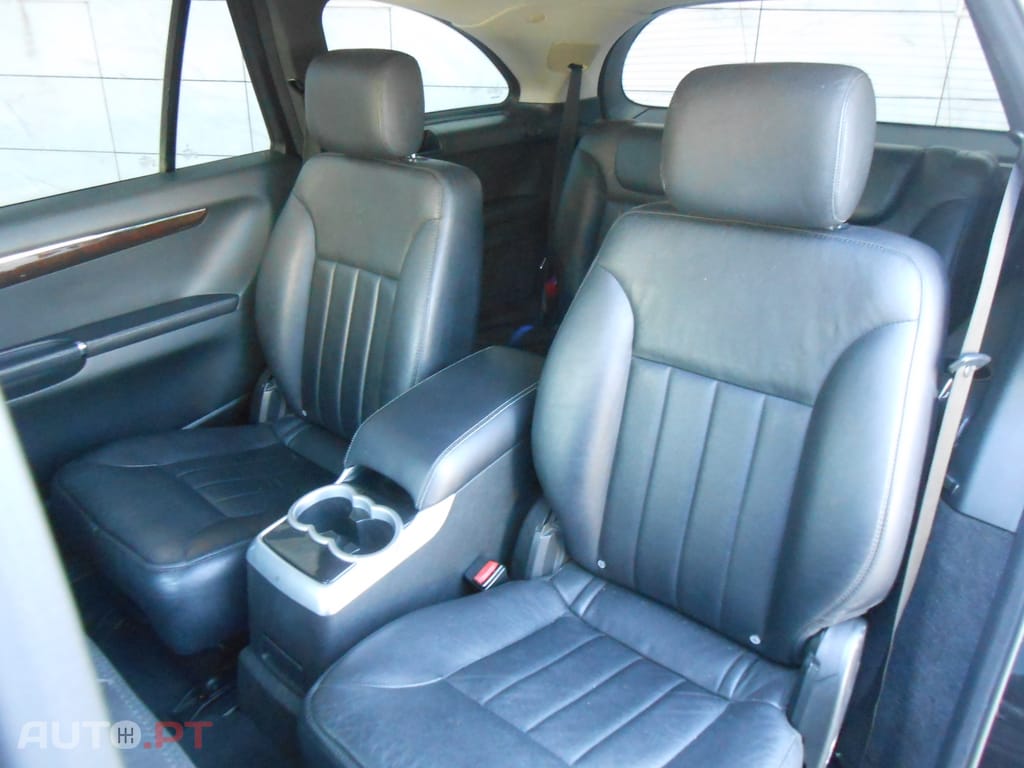 Mercedes-Benz R 320 4 MATIC