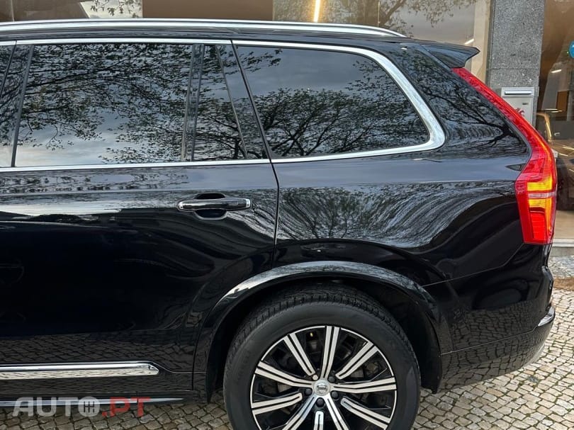Volvo XC90 2.0 T8 PHEV Inscription Expression AWD