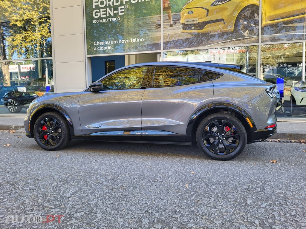 Ford Mustang Mach-E 98.7 kWh Premium
