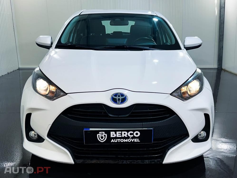 Toyota Yaris Hybrid Dynamic Edition