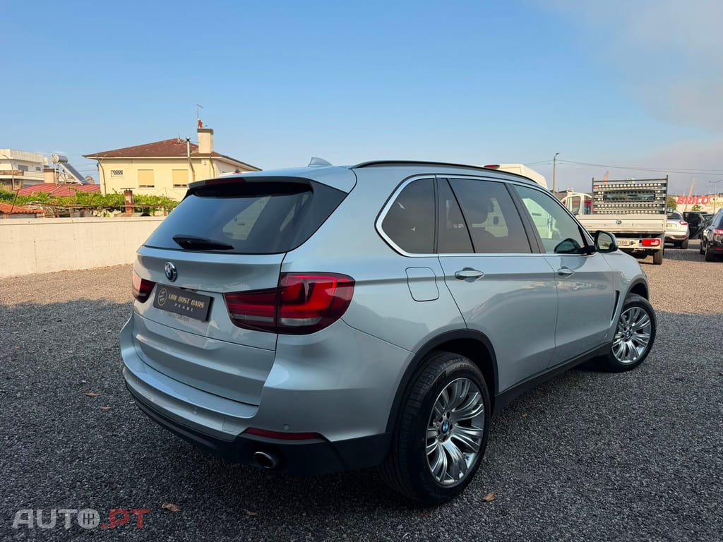 BMW X5 25 d sDrive Comfort 7L