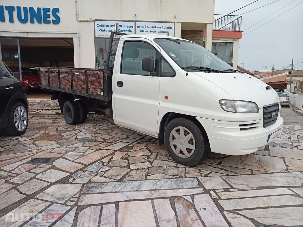 Hyundai H-1 2.5 CRDi