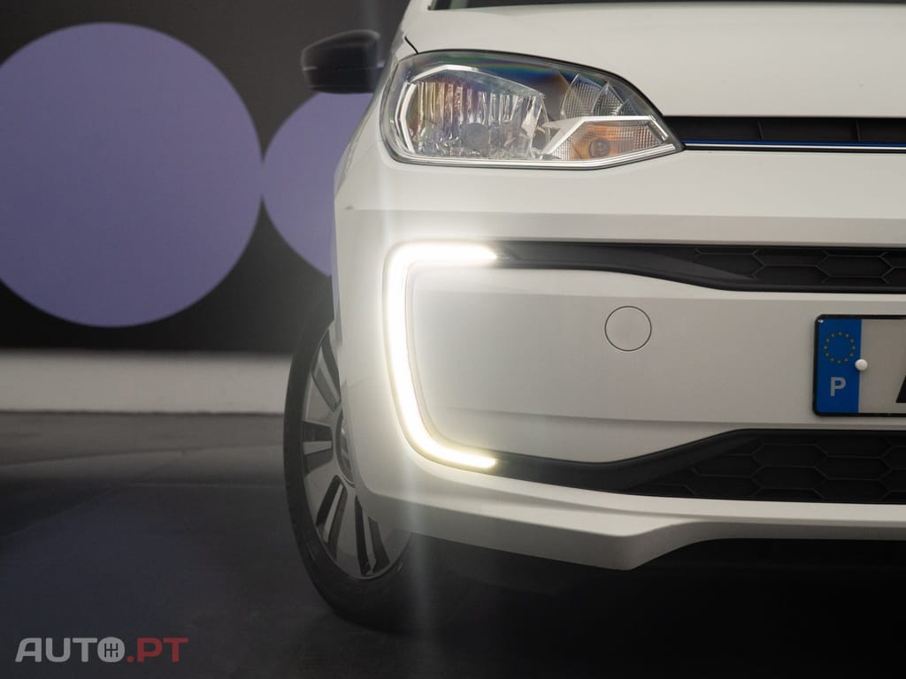 Volkswagen e-Up Standard