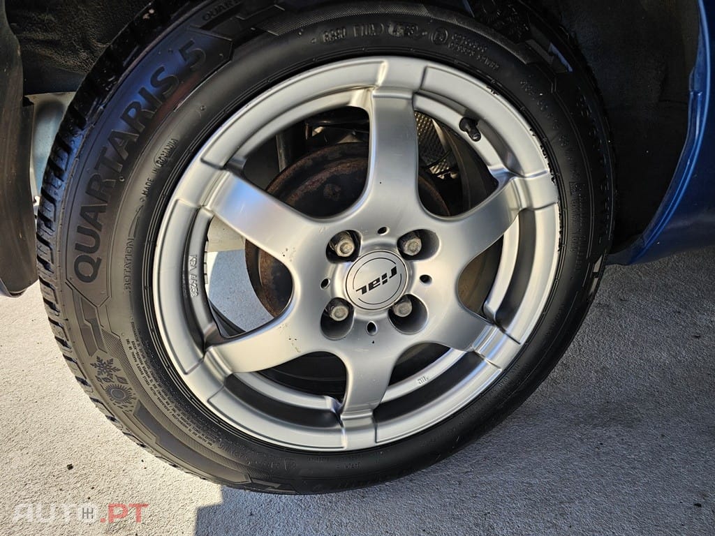 Toyota Yaris 1.0 VVT-i AC