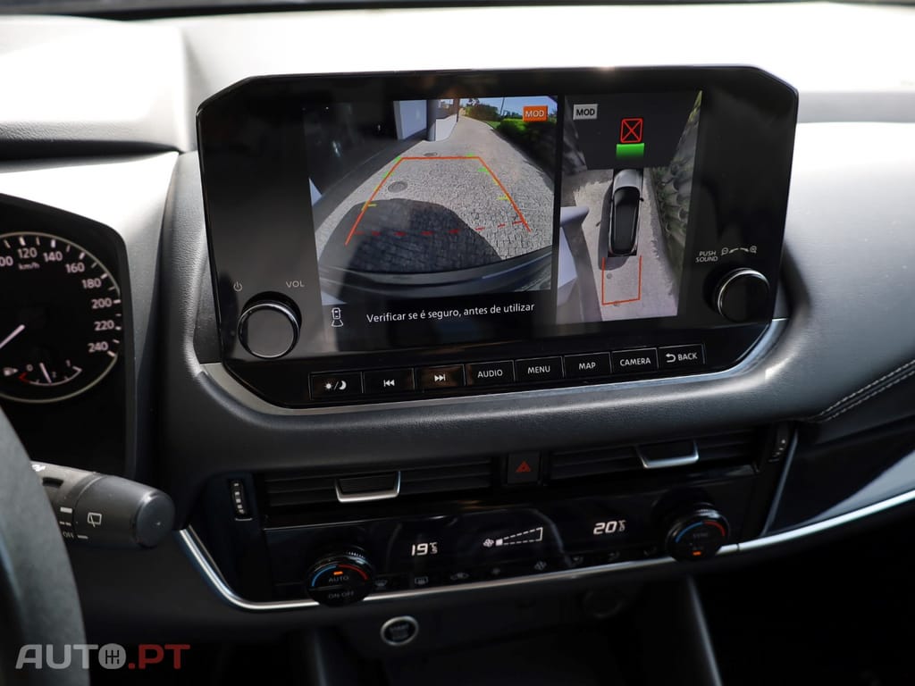 Nissan Qashqai 1.3 DIG-T N-Connecta J18