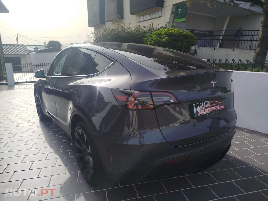 Tesla Model Y Long Range Tração Integral