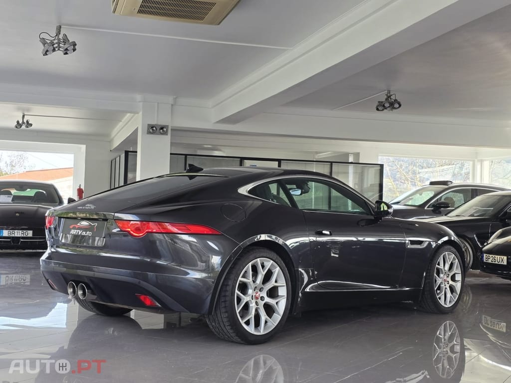 Jaguar F-Type 3.0 V6 S/C Auto