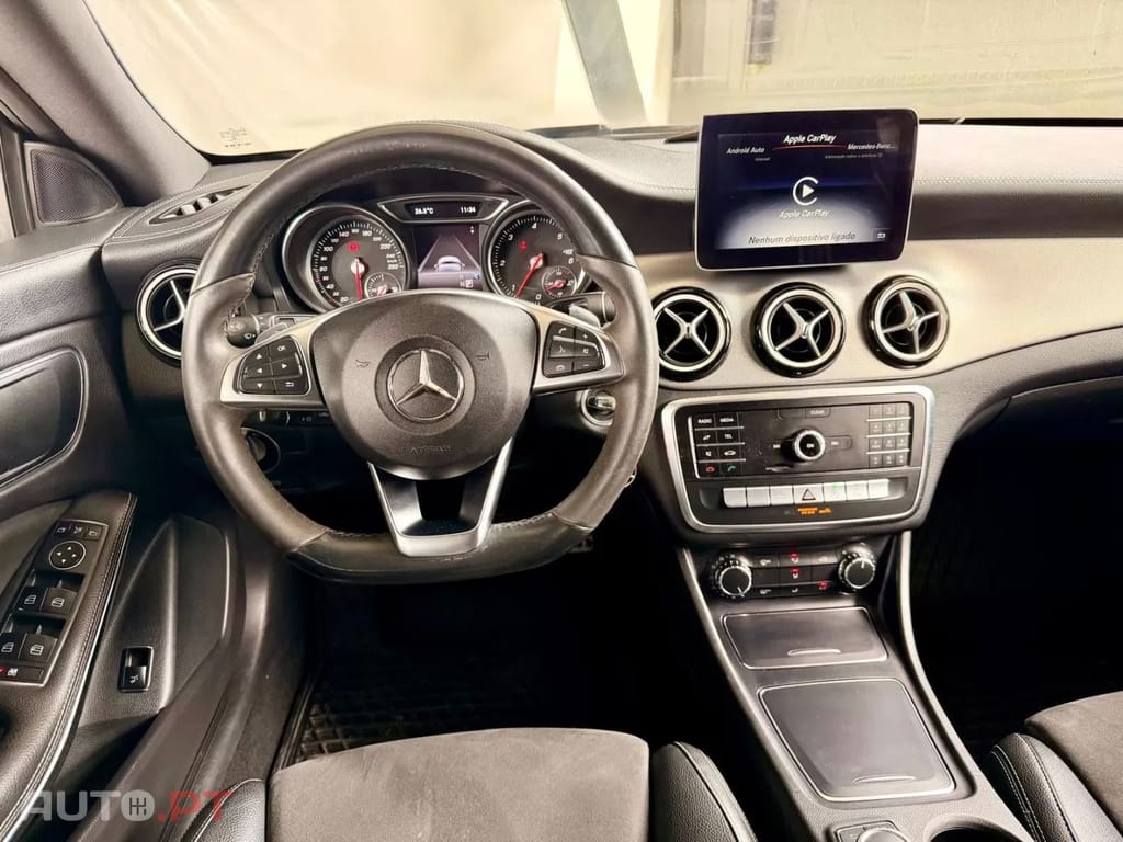 Mercedes-Benz CLA 200 d Shooting Brake AMG Line Aut. - Edition — fotografia 11