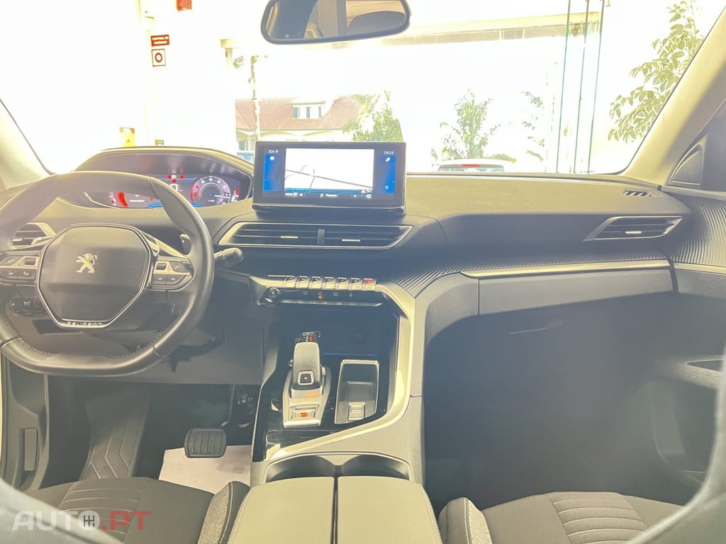 Peugeot 5008 1.2 PureTech Allure Pack EAT8